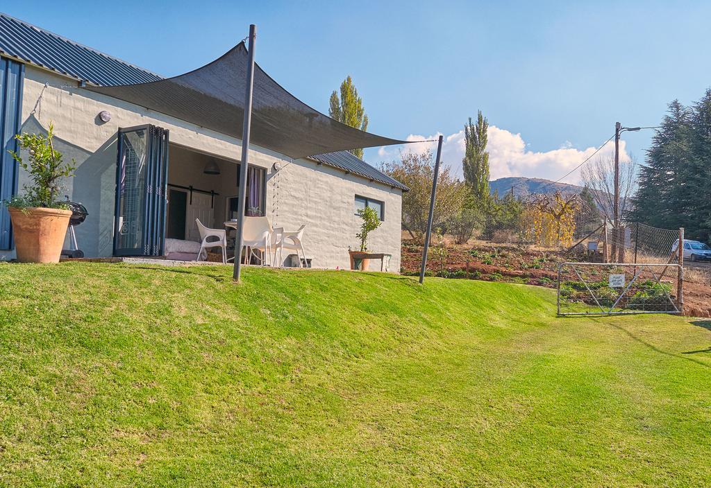 Lola'S Self Catering Accommodation Clarens Exteriér fotografie