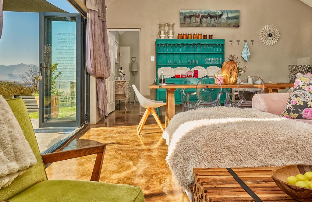 Lola'S Self Catering Accommodation Clarens Exteriér fotografie