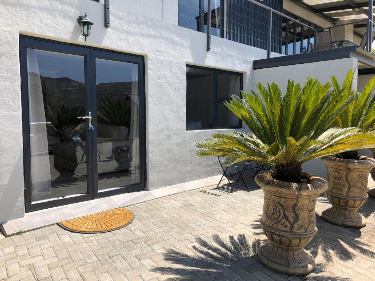 Lola'S Self Catering Accommodation Clarens Exteriér fotografie